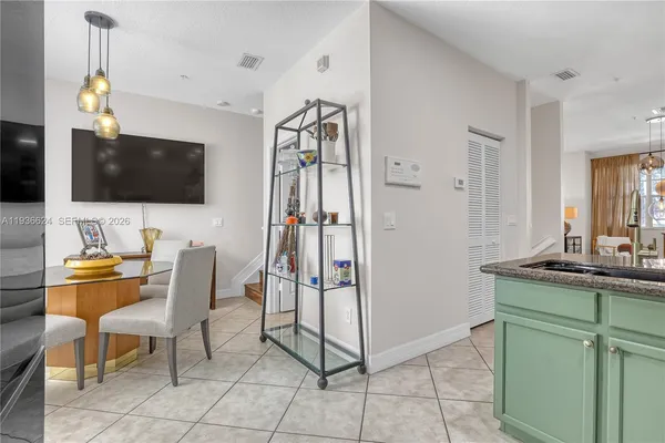 $3,500 | 104 Harbors Way, Boynton Beach, FL 33435