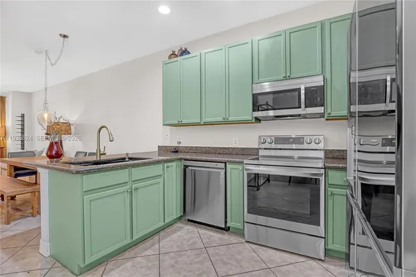 $3,500 | 104 Harbors Way, Boynton Beach, FL 33435