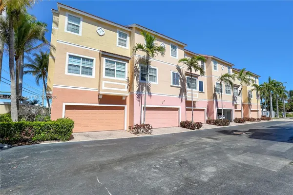 $3,500 | 104 Harbors Way, Boynton Beach, FL 33435