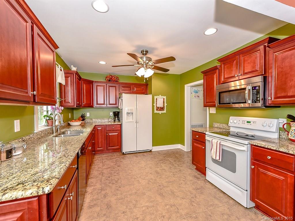 123 Ridge Road Fort Mill, SC 29715 - Photo 8 of 19 Gallery Image 8
