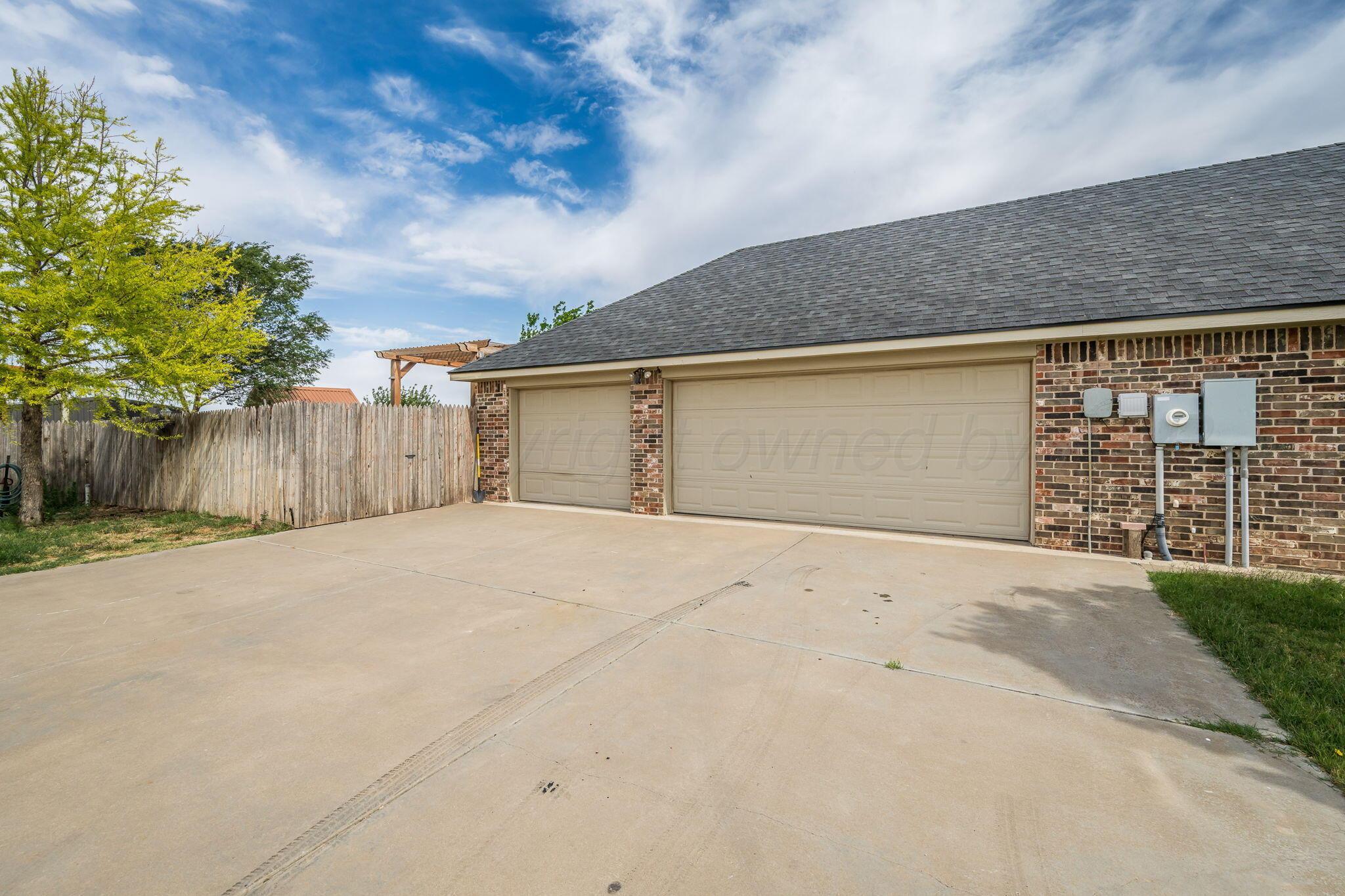 16700 Dove Meadow Road Canyon, TX 79015 - Photo 24 of 24 a backyard of a house