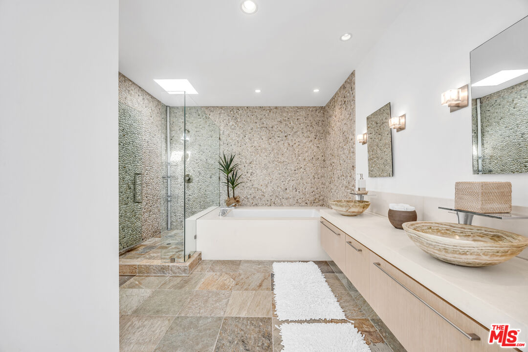 25102 Malibu Road Malibu, CA 90265 - Photo 27 of 36