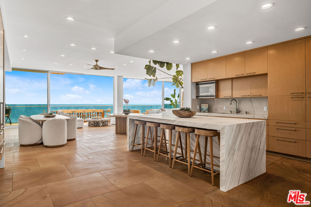 25102 Malibu Road Malibu, CA 90265 - Photo 3 of 36