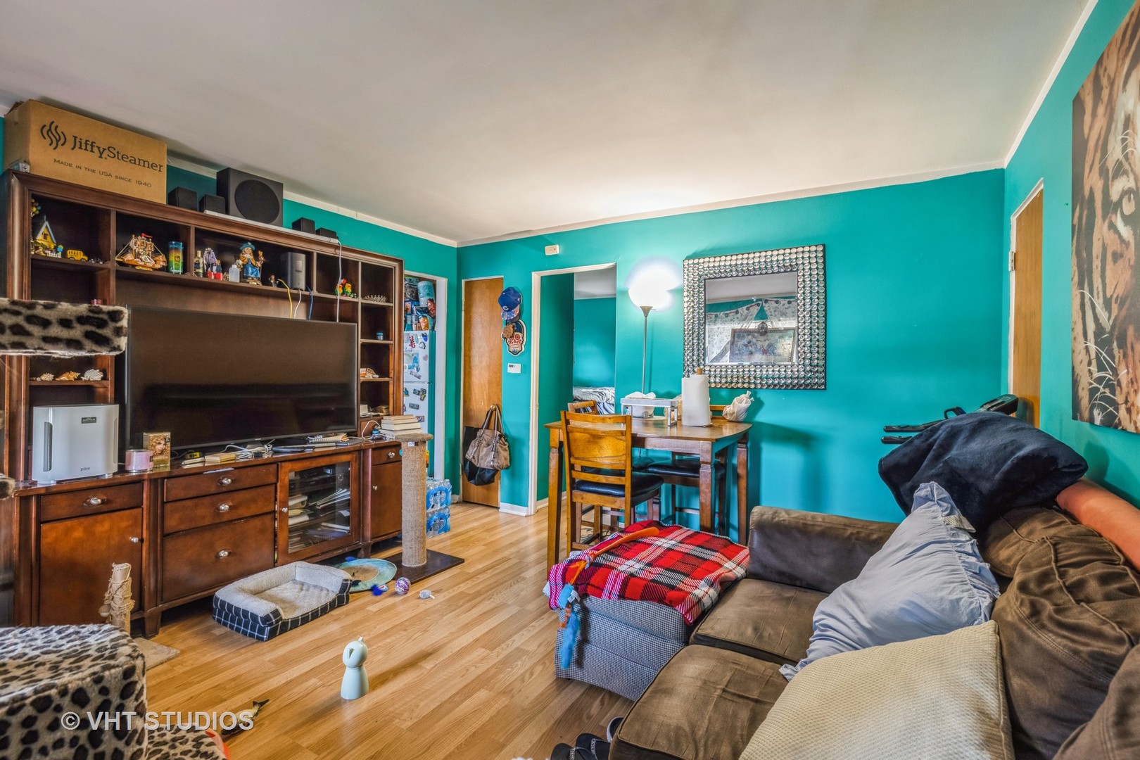 300 Barrington Road Wauconda, IL 60084 - Photo 8 of 11 Gallery Image 8