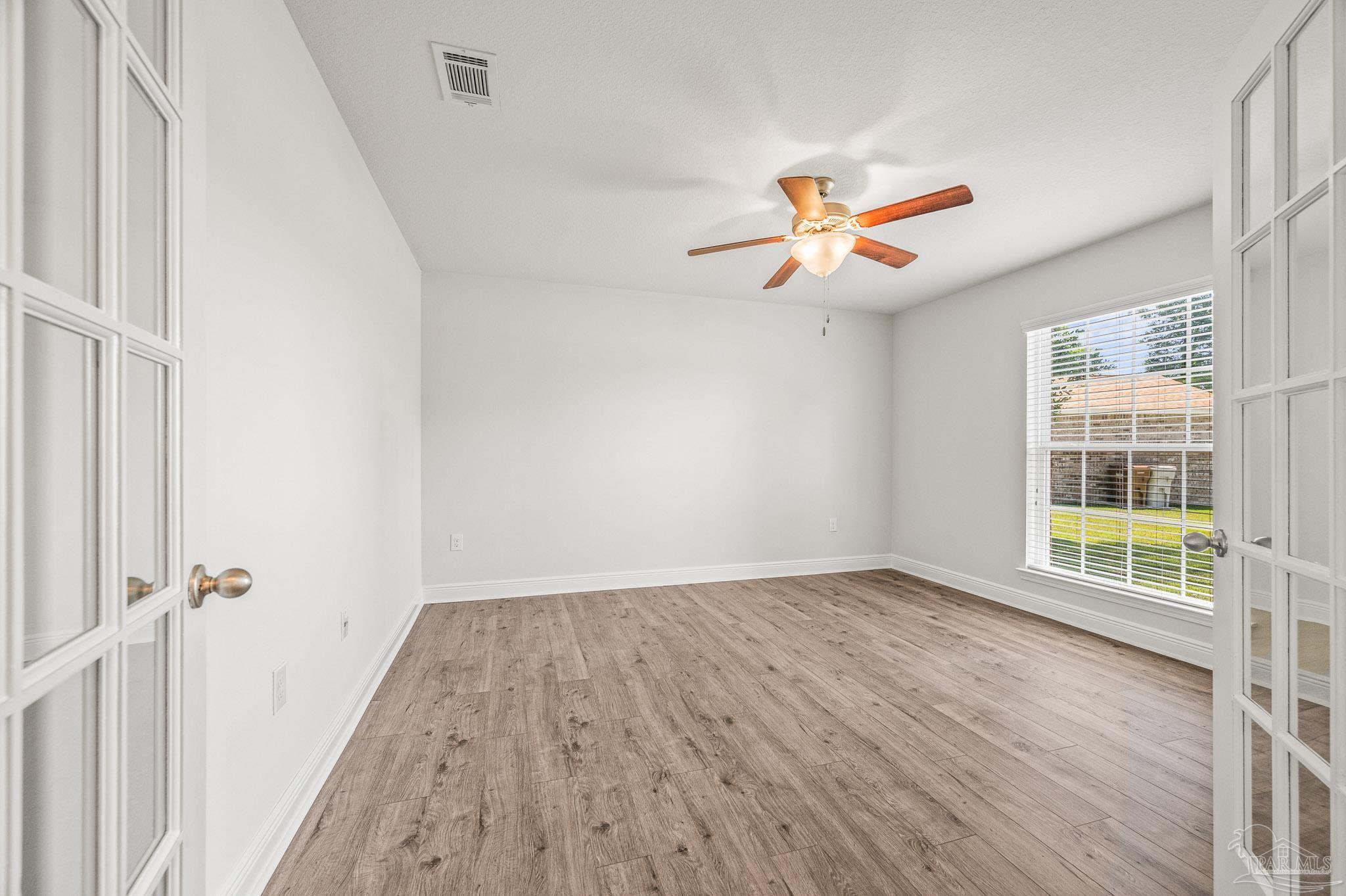 5649 Cane Syrup Circle Pace, FL 32571 - Photo 5 of 36