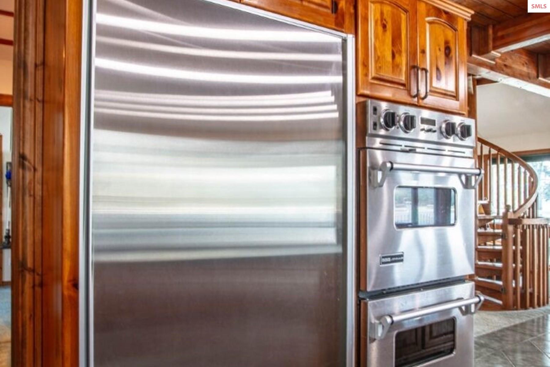 433 Campbell Point Road Laclede, ID 83841 - Photo 15 of 70 Sub Zero Refrigerator, Double Oven and lots of Cabinet Space!