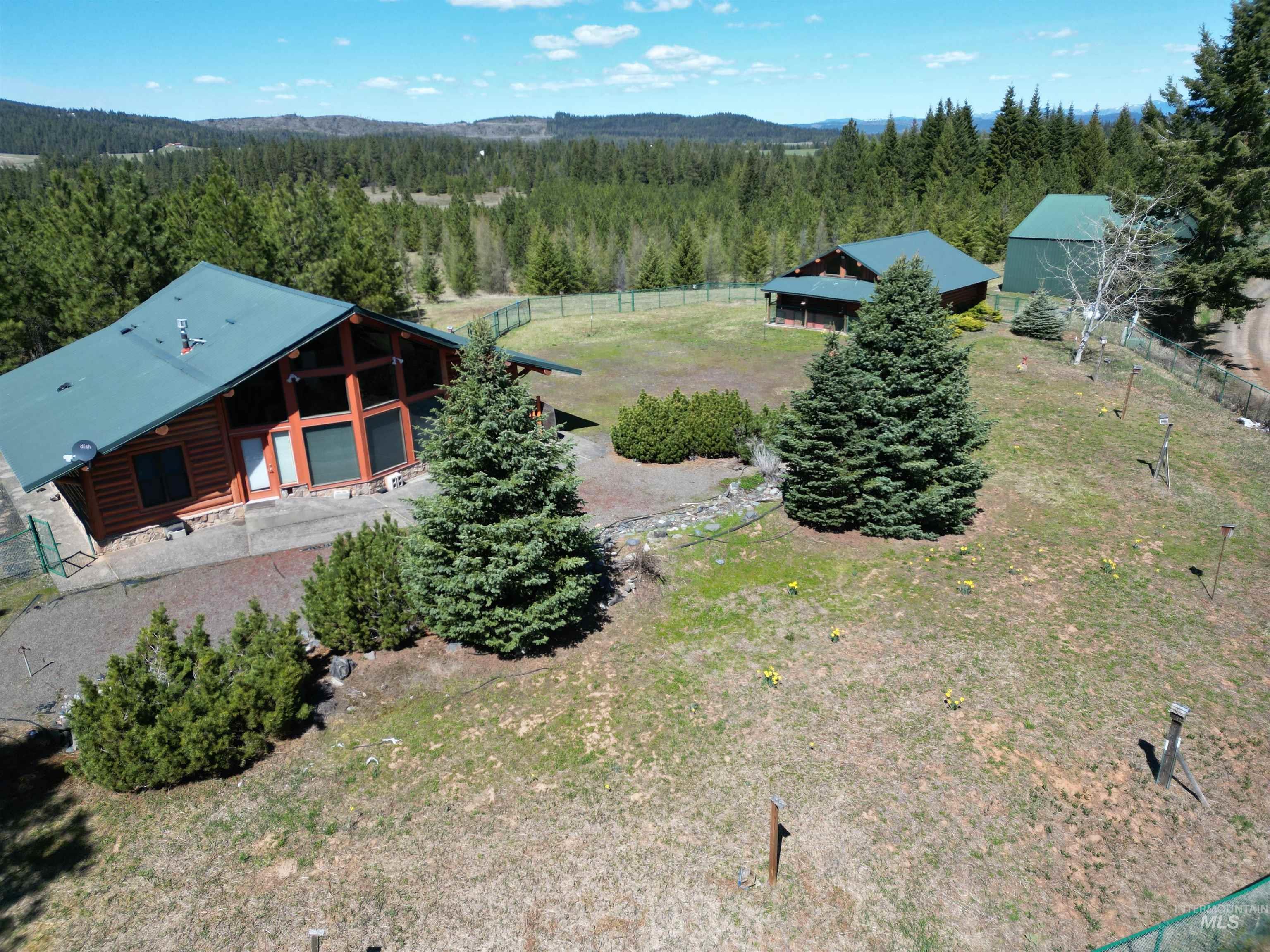 4975 Middle Road Ahsahka, ID 83520 - Photo 8 of 44