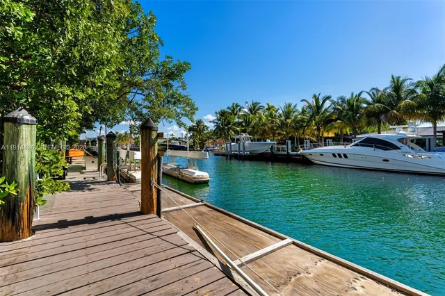 $847,000 | 2404 Northeast 135th Street, Unit 2404, North Miami, FL 33181