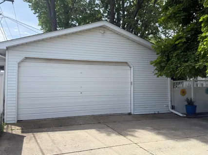 $195,000 | 2701 Harrison Place, Waukegan, IL 60085