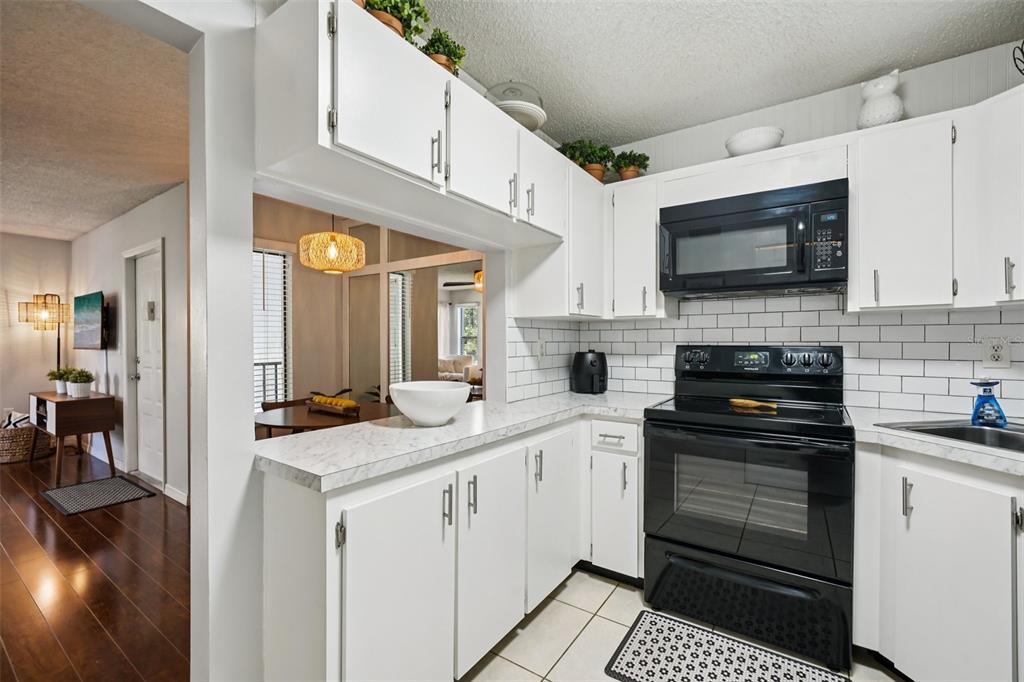 1290 Pine Ridge Circle East, Unit F2 Tarpon Springs, FL 34688 - Photo 27 of 65