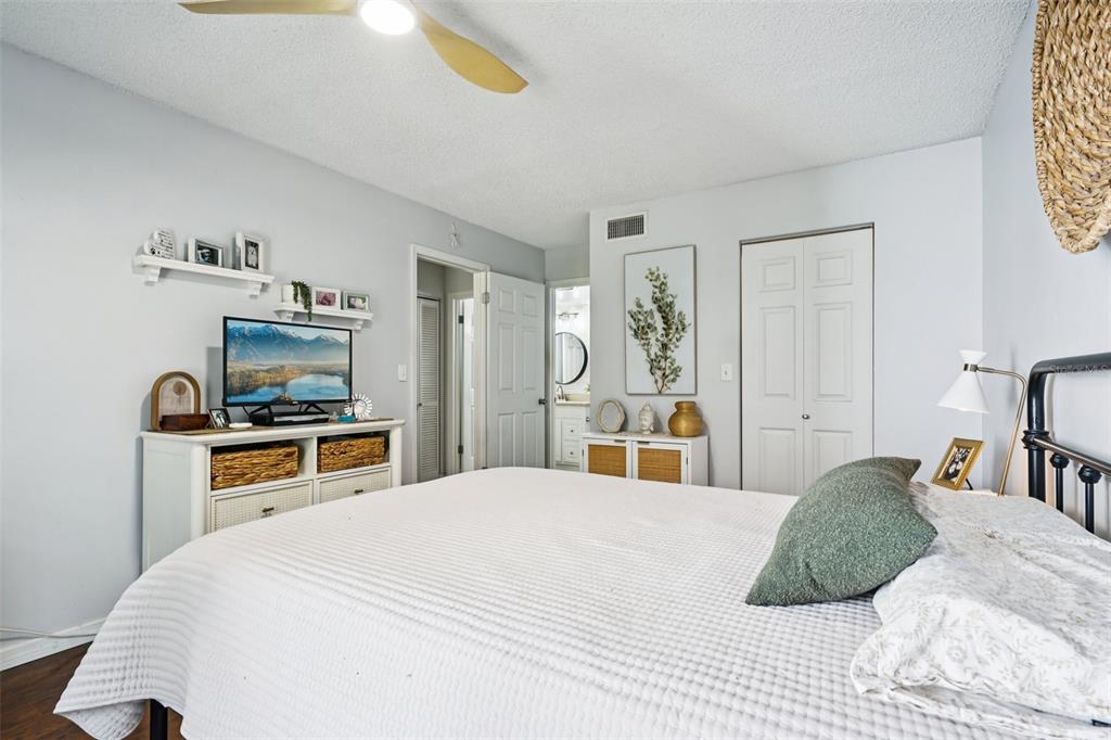 1290 Pine Ridge Circle East, Unit F2 Tarpon Springs, FL 34688 - Photo 32 of 65