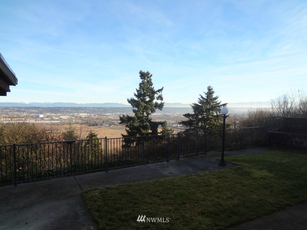 20660 Military Road South SeaTac, WA 98198 - Photo 5 of 14 Gallery Image 5