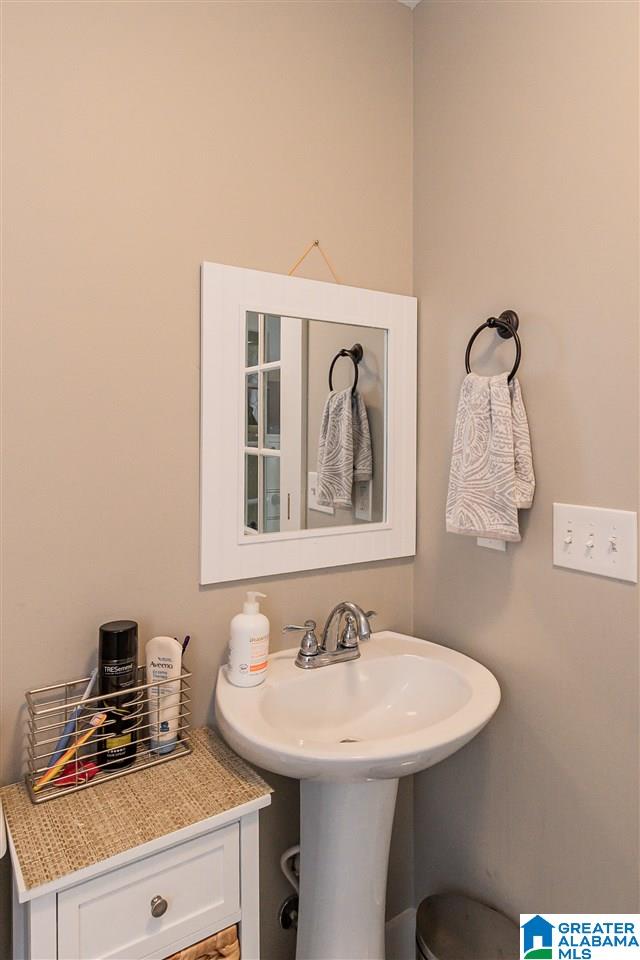 2440 Jannebo Road Birmingham, AL 35216 - Photo 37 of 48