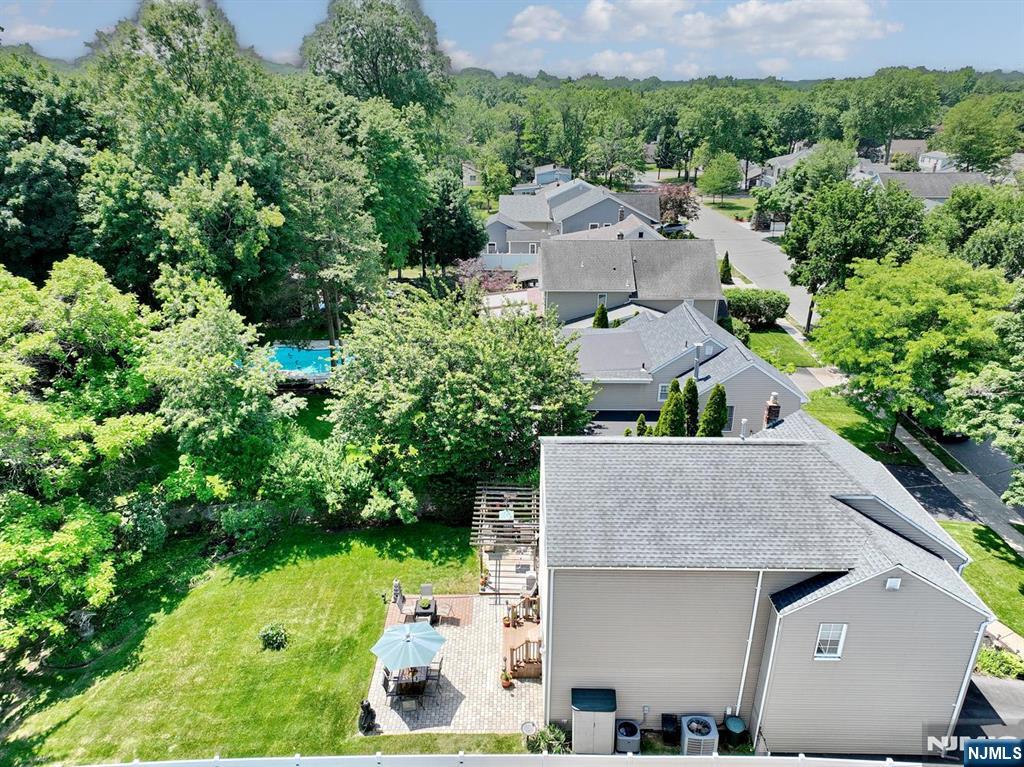 396 Burlington Road Paramus, NJ 07652 - Photo 43 of 46