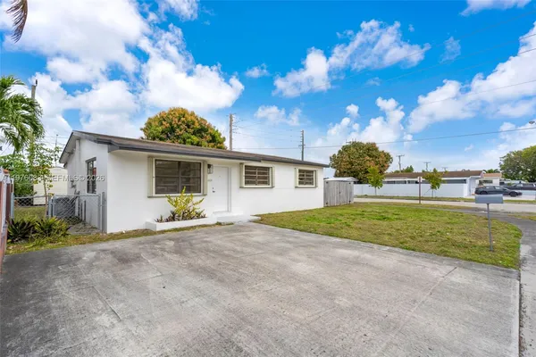 $605,000 | 1005 West 36th Place, Hialeah, FL 33012
