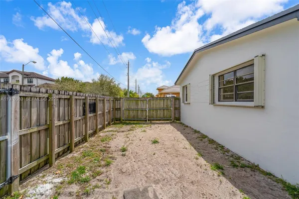 $605,000 | 1005 West 36th Place, Hialeah, FL 33012