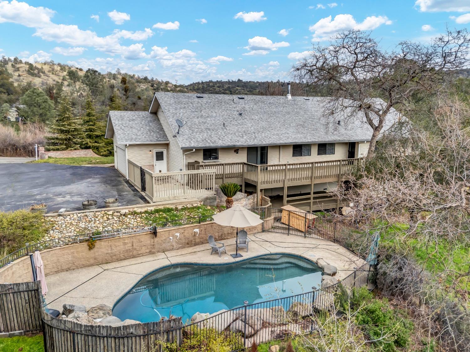 31174 Revis Road Coarsegold, CA 93614 - Photo 7 of 56 Gallery Image 7