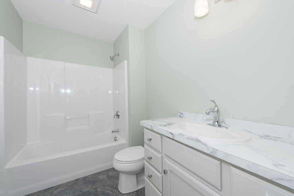 29 Ridge Street, Unit 15PP Berkley, MA 02779 - Photo 8 of 11 Gallery Image 8