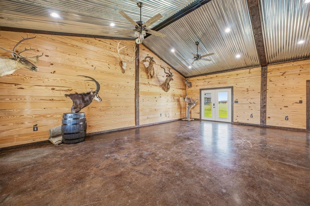 341 Wesley Chapel Road Jacksboro, TX 76458 - Photo 16 of 30