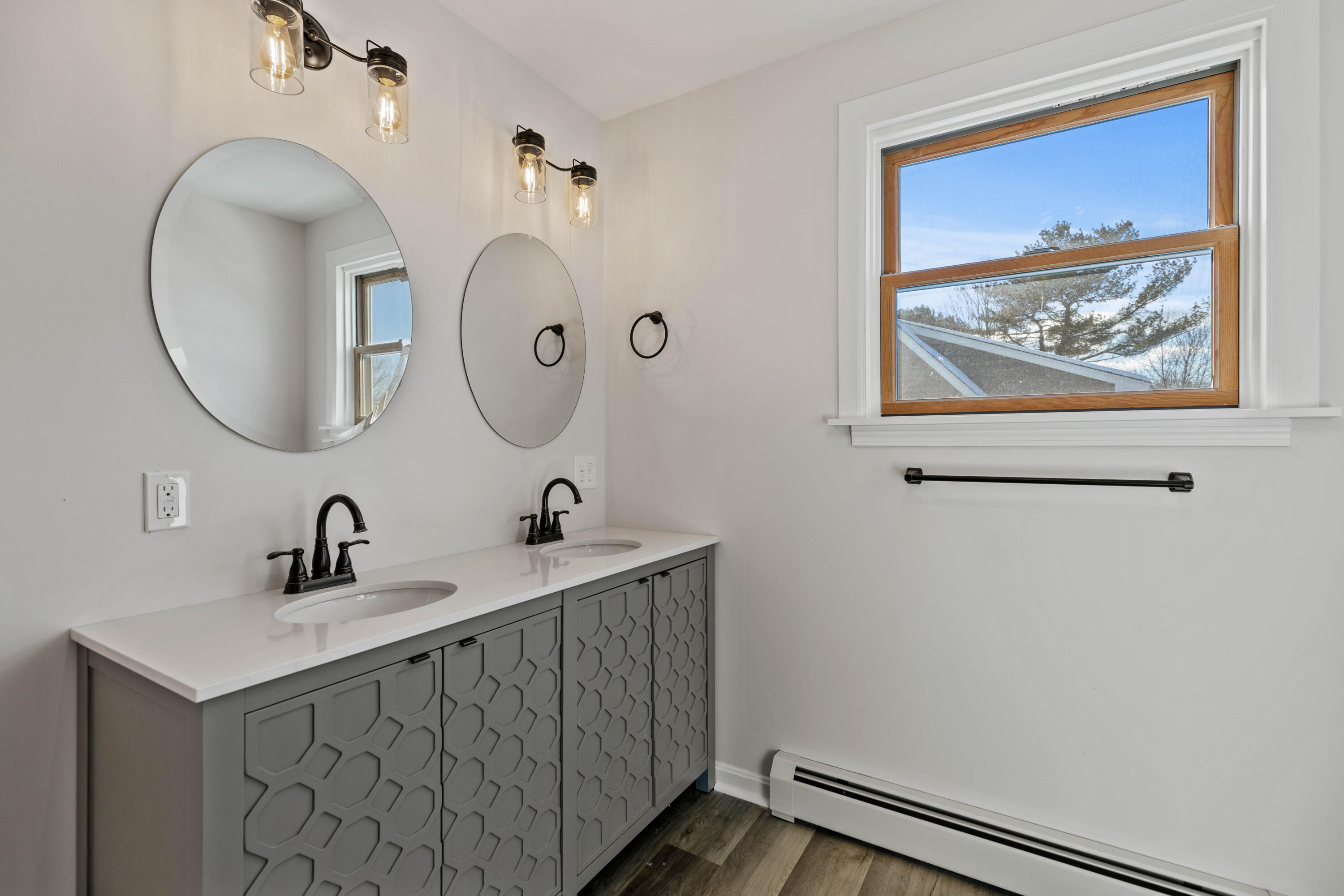 42 Hillview Road Gorham, ME 04038 - Photo 36 of 60 42 Hillview Gorham034