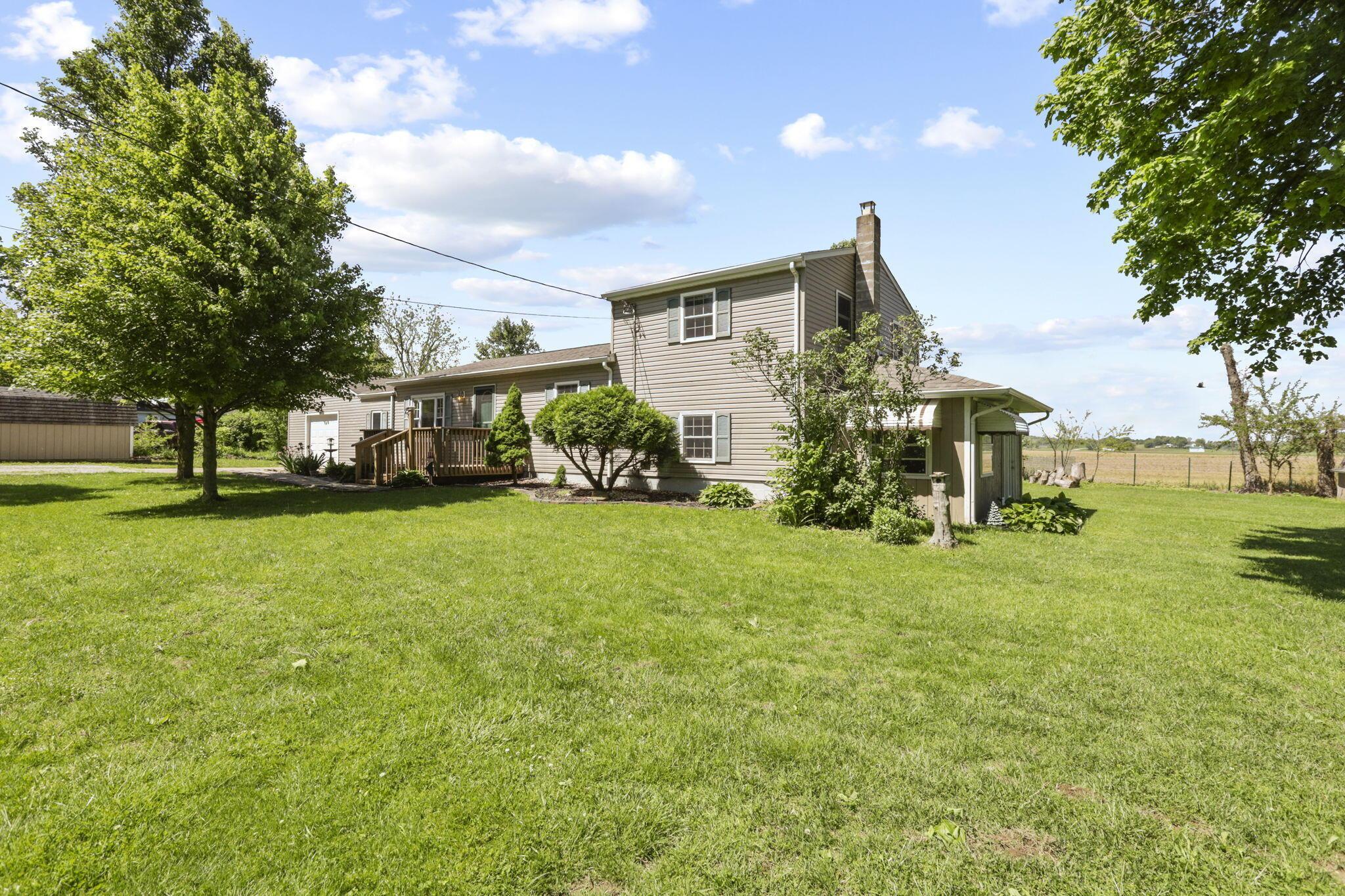 1279 Becks Knob Road Southwest Lancaster, OH 43130 - Photo 5 of 47 41-web-or-mls-IMG_1061