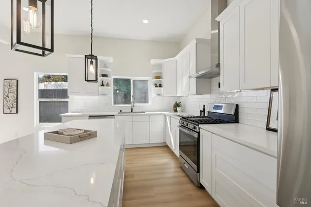 $879,000 | 368 Bonnie Court, Rohnert Park, CA 94928