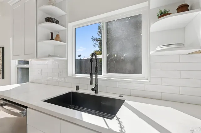 $879,000 | 368 Bonnie Court, Rohnert Park, CA 94928