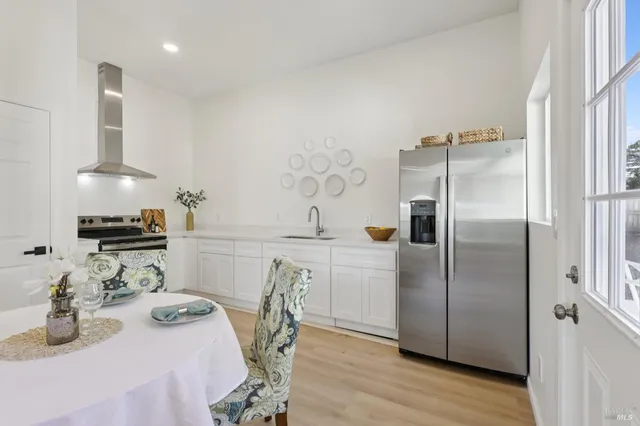 $879,000 | 368 Bonnie Court, Rohnert Park, CA 94928