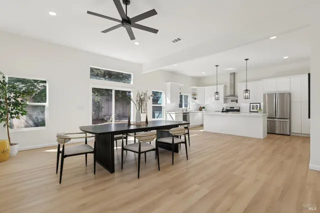 $879,000 | 368 Bonnie Court, Rohnert Park, CA 94928