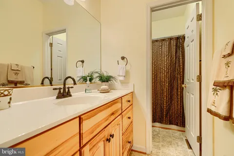 $589,900 | 5320 Burreed Court, Waldorf, MD 20601