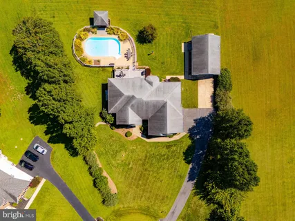 $589,900 | 5320 Burreed Court, Waldorf, MD 20601