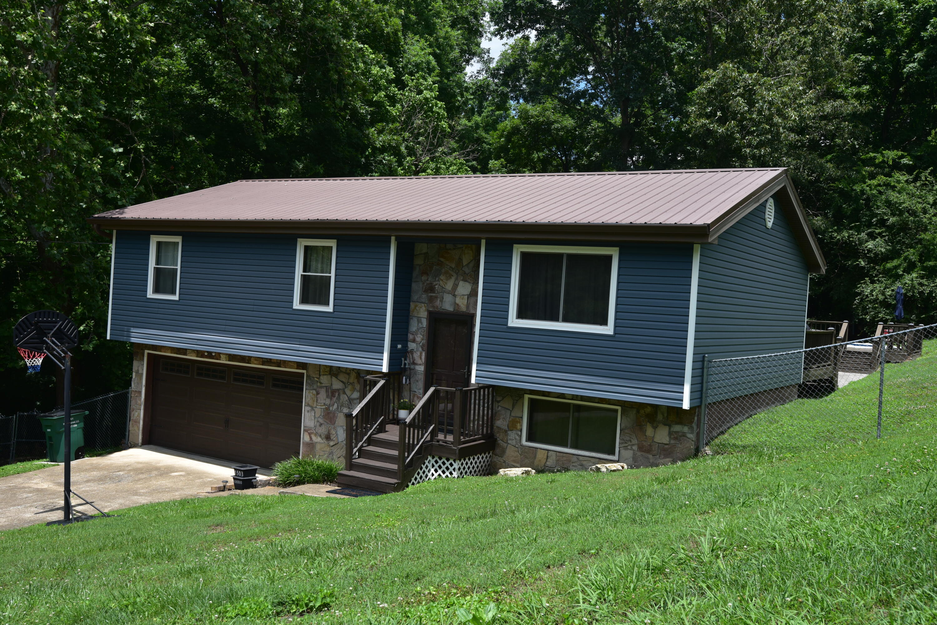 1503 North Chester Road Hixson, TN 37343 - Photo 1 of 50 front
