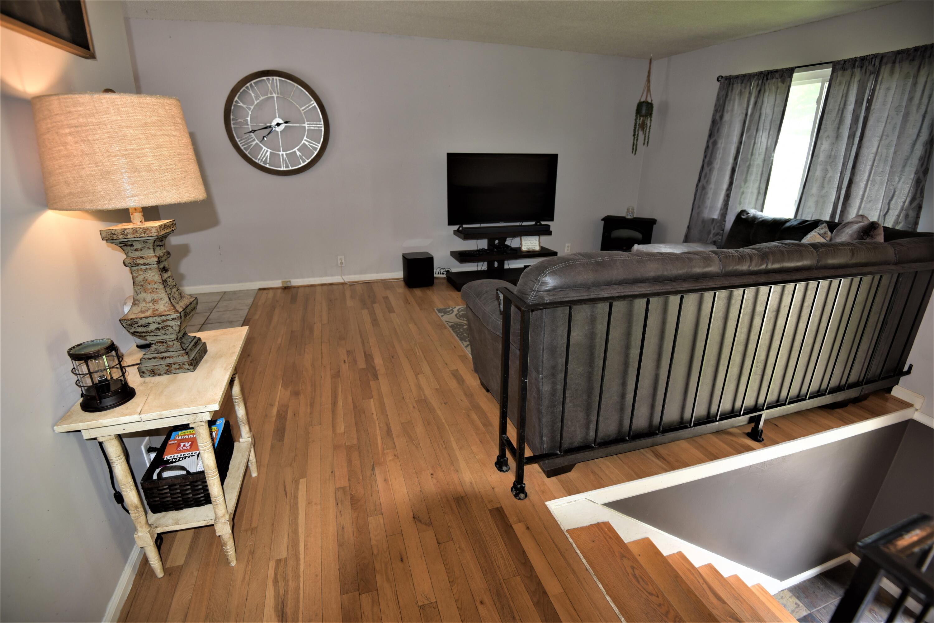 1503 North Chester Road Hixson, TN 37343 - Photo 11 of 50 living room