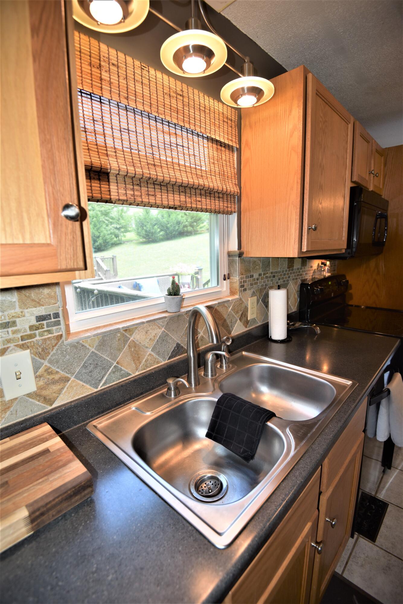 1503 North Chester Road Hixson, TN 37343 - Photo 19 of 50 kitchen