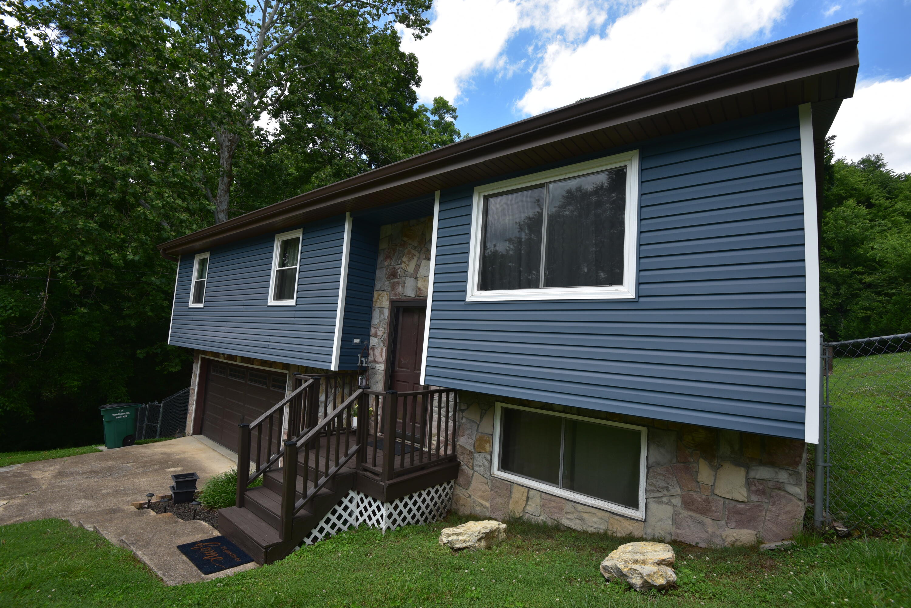 1503 North Chester Road Hixson, TN 37343 - Photo 3 of 50 front