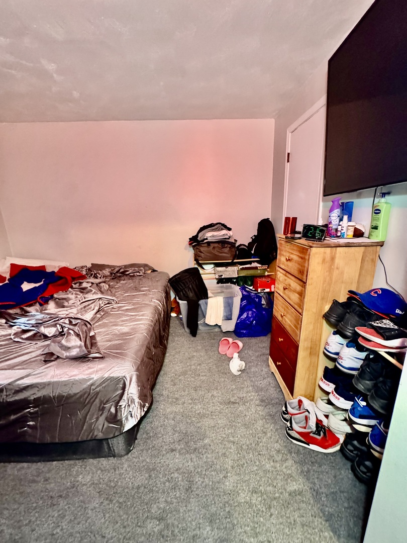 11345 South Ada Street Chicago, IL 60643 - Photo 13 of 15 a bedroom with bed and a dresser