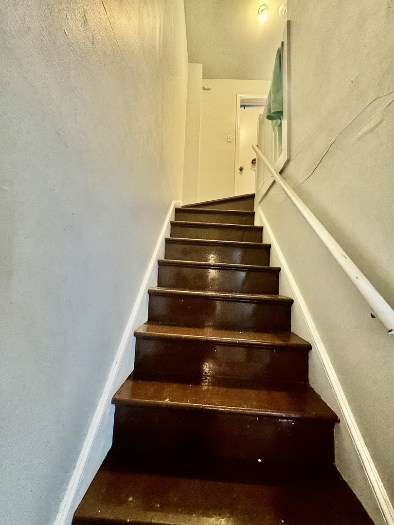 11345 South Ada Street Chicago, IL 60643 - Photo 7 of 15 a view of entryway