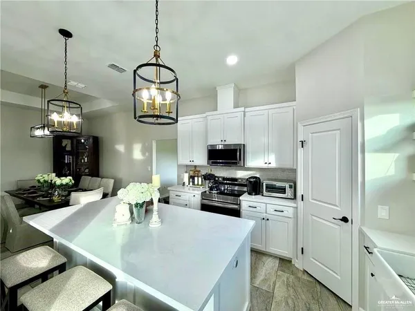 $432,000 | 2501 Cartier Drive, Edinburg, TX 78542