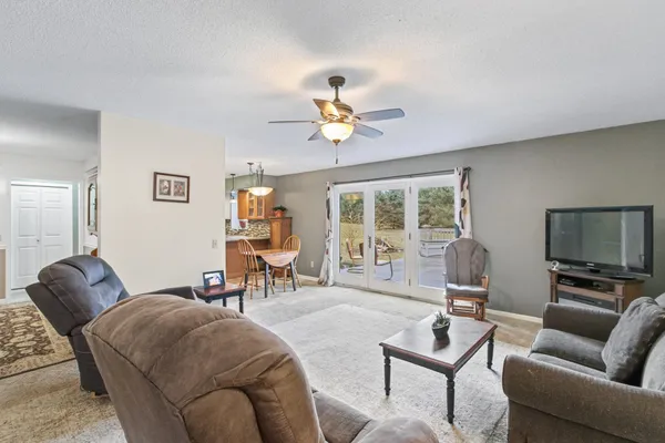 $400,000 | W7959 Jonathan Drive, Pardeeville, WI 53954