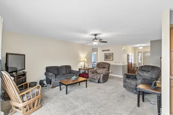 $400,000 | W7959 Jonathan Drive, Pardeeville, WI 53954