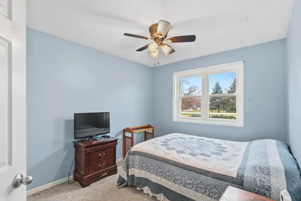 $400,000 | W7959 Jonathan Drive, Pardeeville, WI 53954