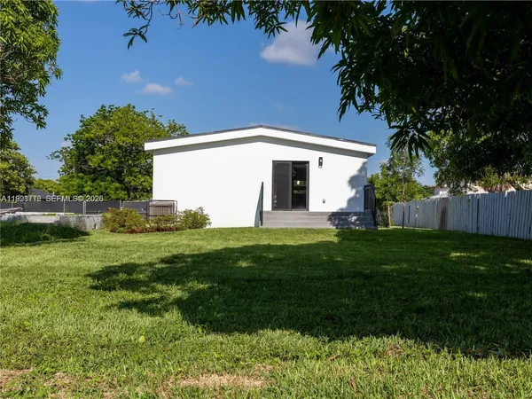 $484,000 | 404 Northwest 15th Avenue, Pompano Beach, FL 33069