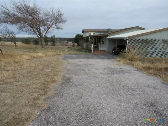 $285,000 | 945 County Road 208, Lampasas, TX 76550