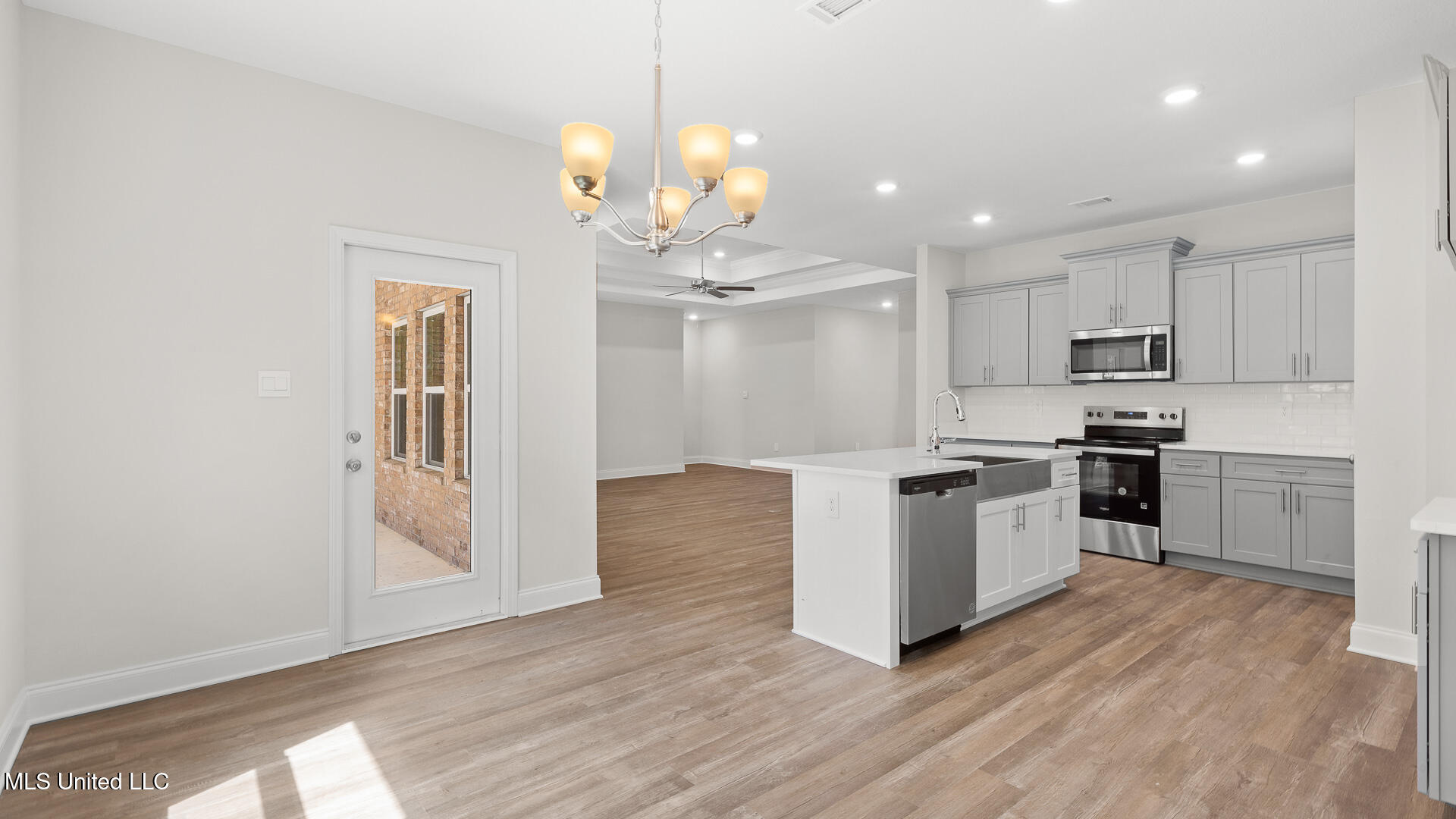 16152 Blue Rdg Drive Gulfport, MS 39503 - Photo 5 of 30 020