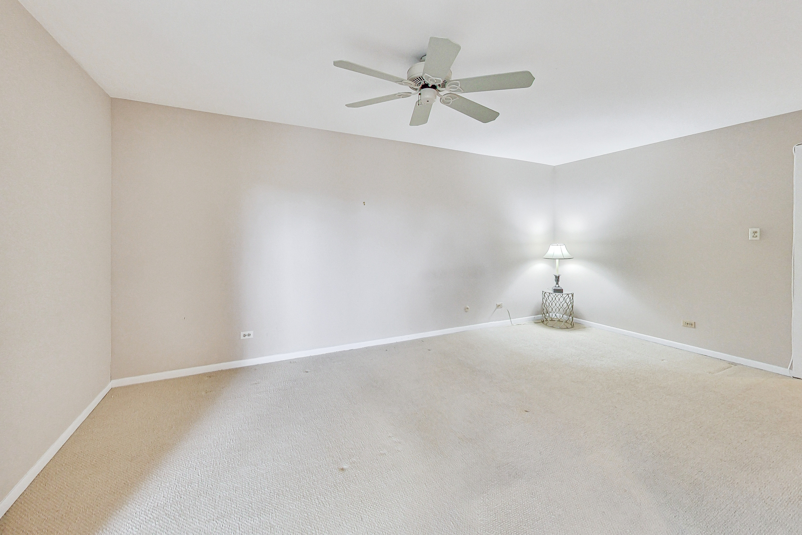 1625 Winnetka Road Glenview, IL 60025 - Photo 20 of 40 Gallery Image 20