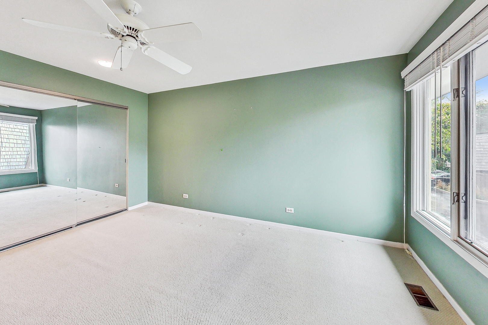 1625 Winnetka Road Glenview, IL 60025 - Photo 26 of 40 Gallery Image 26