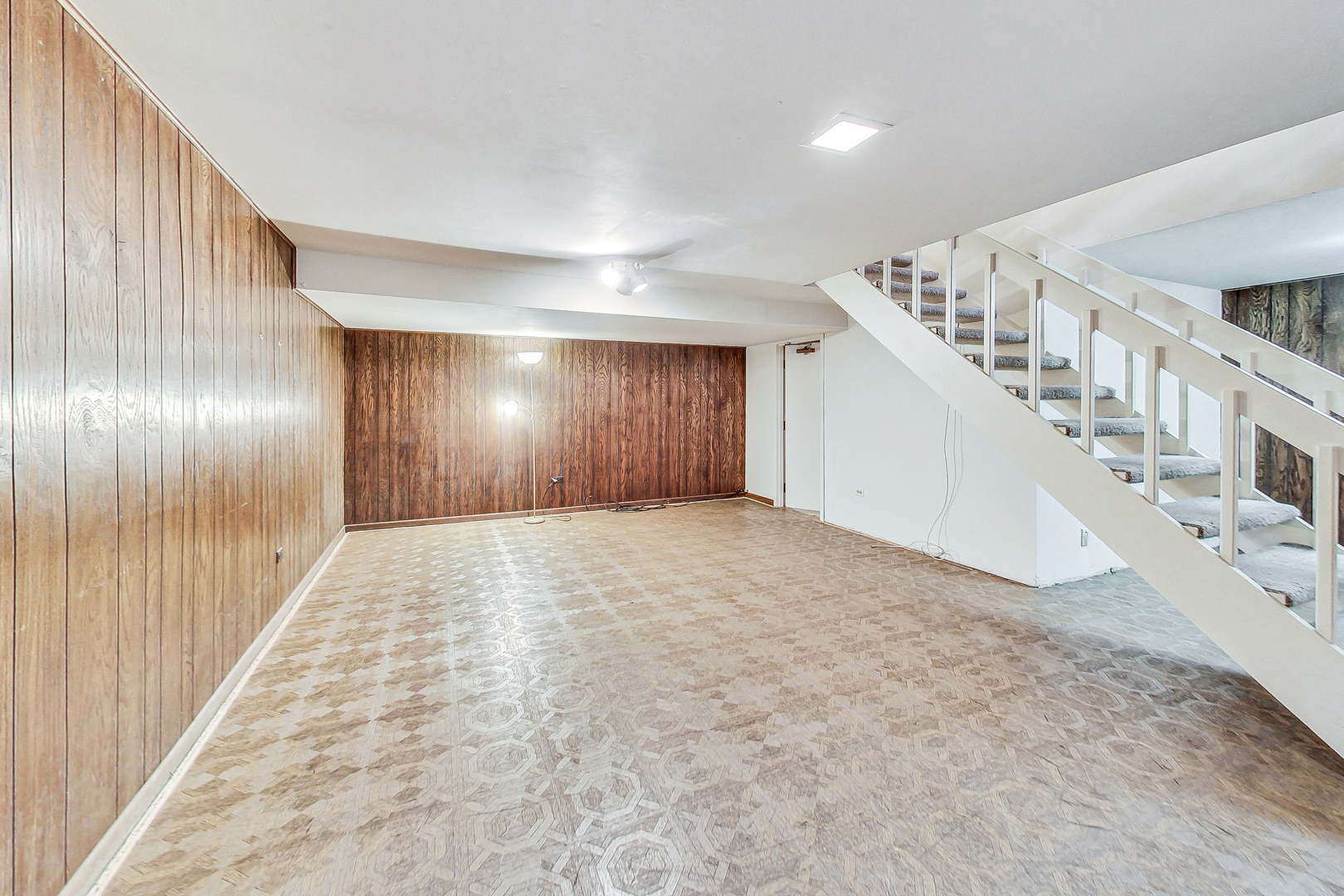 1625 Winnetka Road Glenview, IL 60025 - Photo 33 of 40 Gallery Image 33
