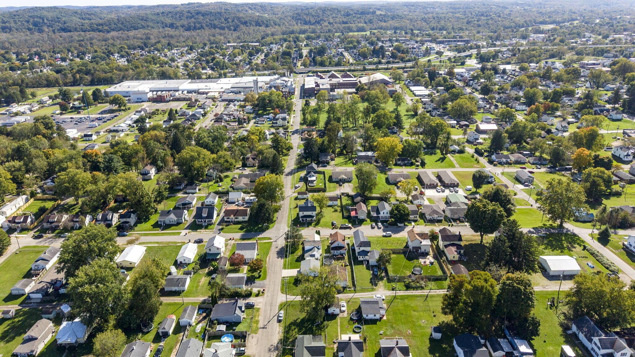 450 Ridge Avenue Newark, OH 43055 - Photo 41 of 53 42-web-or-mls-DJI_20261008150917_0004_D