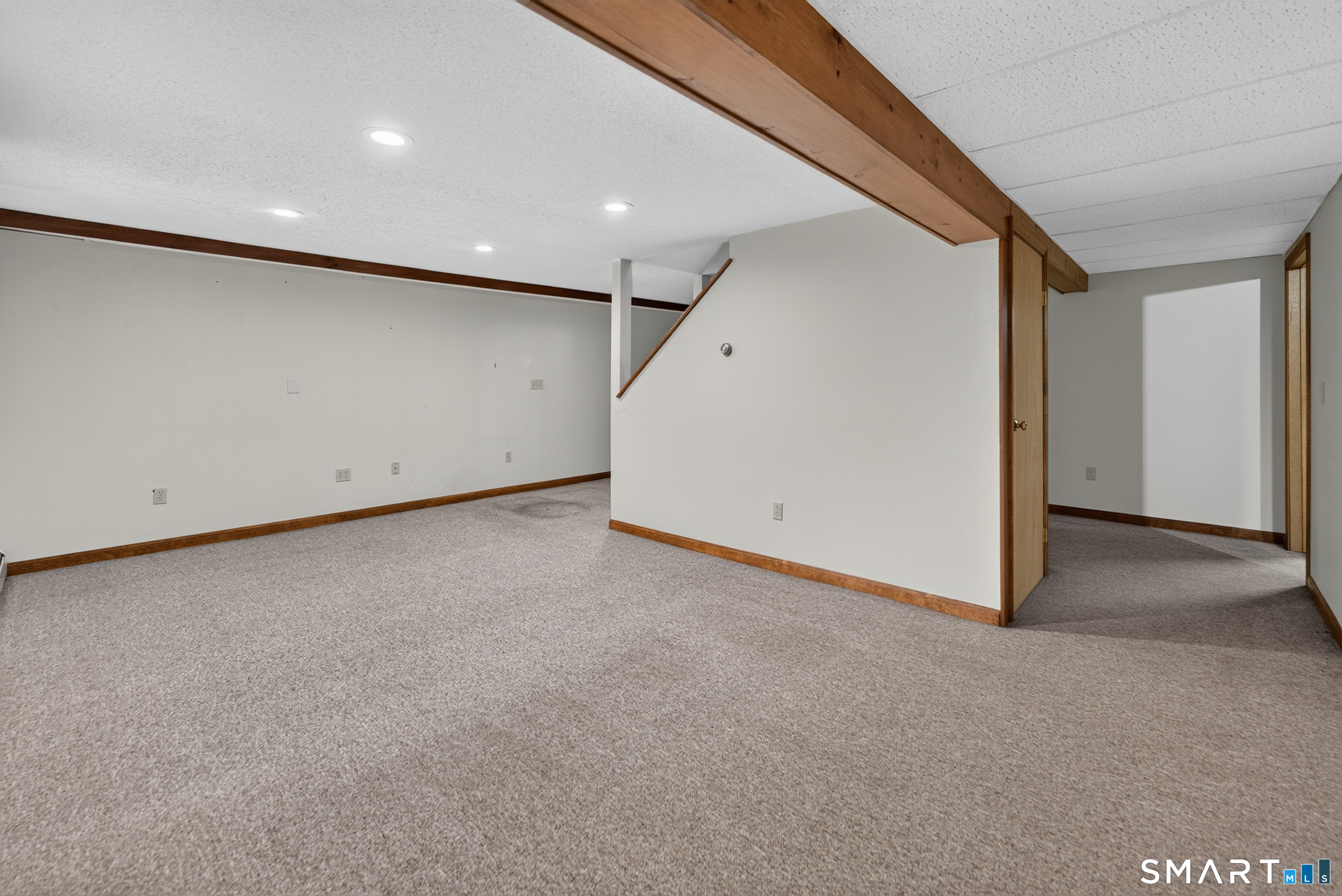 7 Massapeag Point Road Montville, CT 06382 - Photo 25 of 39