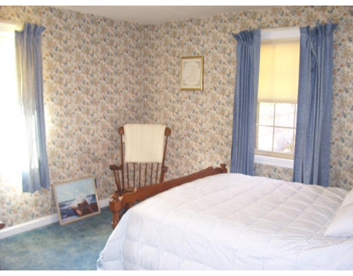 121 Roberts Road Medford, MA 02155 - Photo 13 of 13 Gallery Image 13